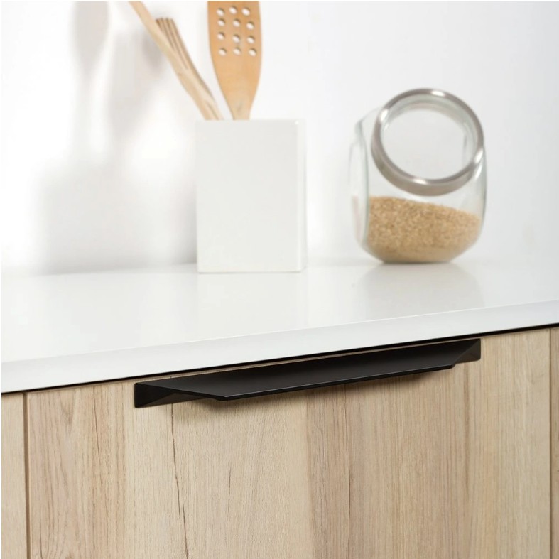 úchytky do kuchyne na mieru